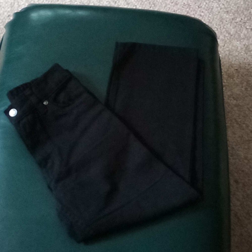 Jeans - Picture 1 of 2